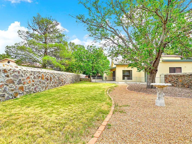 6004 Pino Real Dr — Photo 35