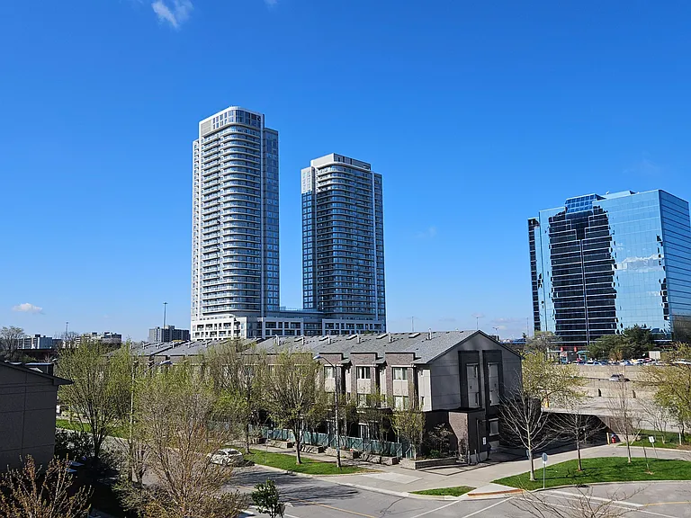 275 Village Green Sq #316 — Photo 25