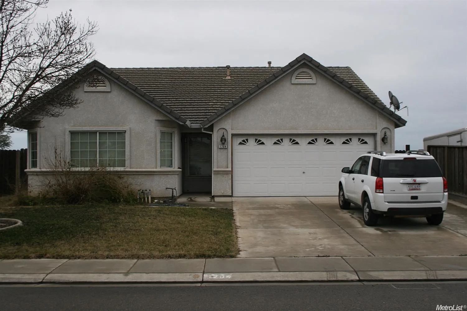 1704 Thomas Taylor Dr photo 1
