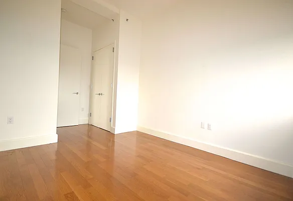 Rented by Bold New York | media 27