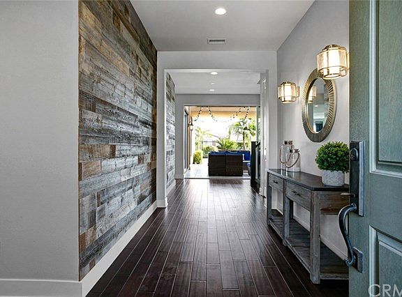 3rd image of 28 Anacapa Ln