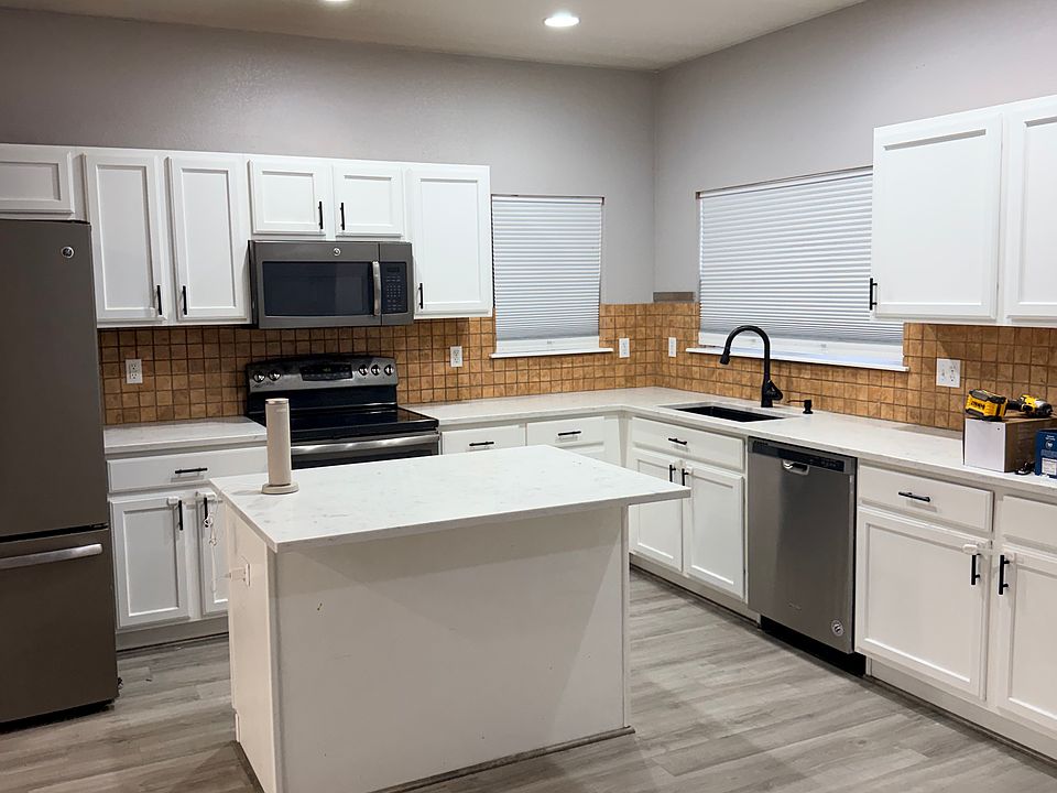 1st image of 18807 E Yale Cir Unit F