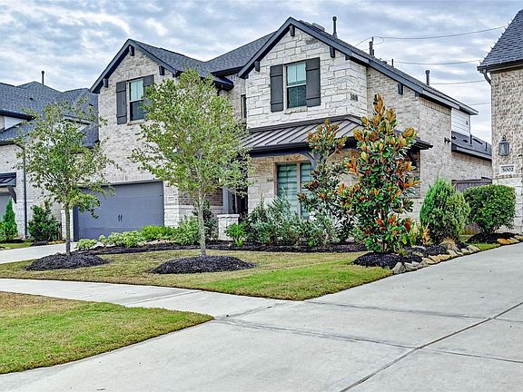 2nd image of 5006 Albany Shores Ln