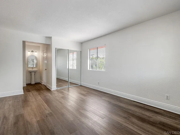 9948 San Juan St #4 — Photo 4