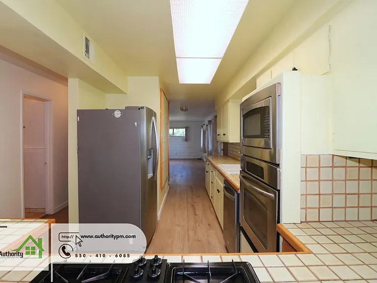 8807 Deschutes Rd — Photo 14