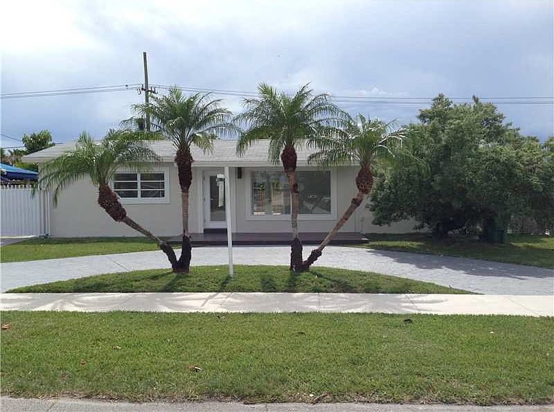 1st image of 6210 SW 108th Pl