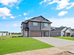 1122 Tiger Ct NE, Isanti, MN 55040