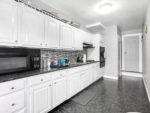 3rd image of 12015 179th St