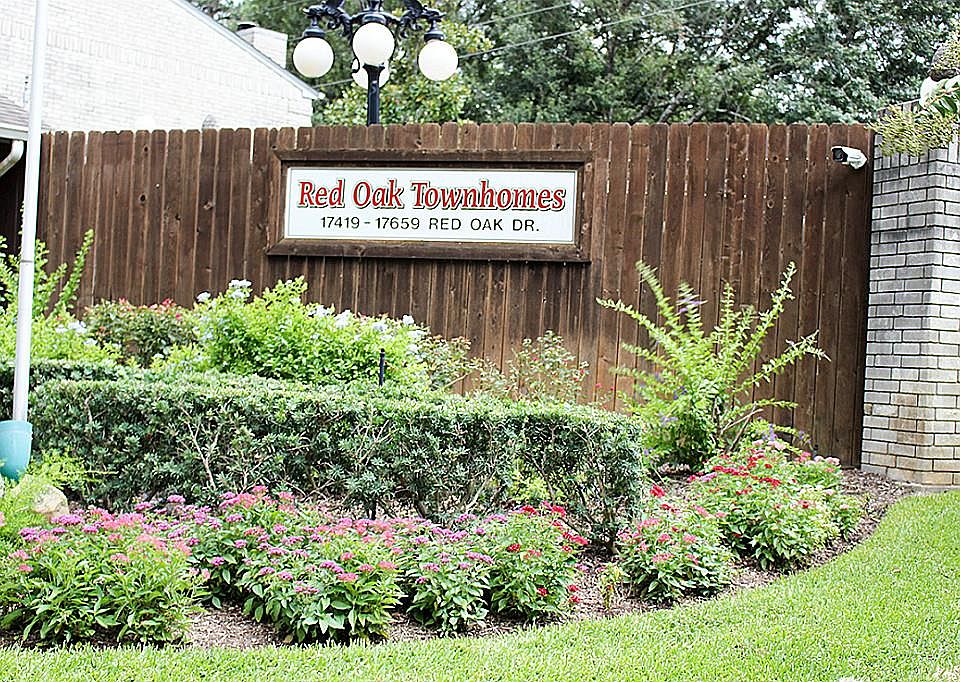 1st image of 17579 Red Oak Dr