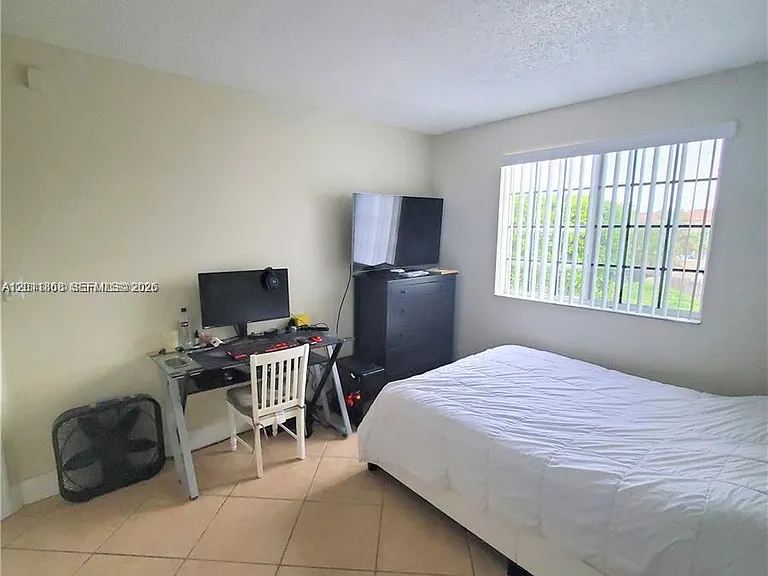 15250 SW 134th Pl #110 — Photo 8