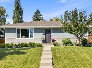 77 E Westwood Dr SW, Calgary, AB T3C 2V8