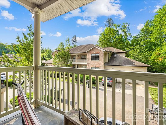 2nd image of 6407 Quarterbridge Ln