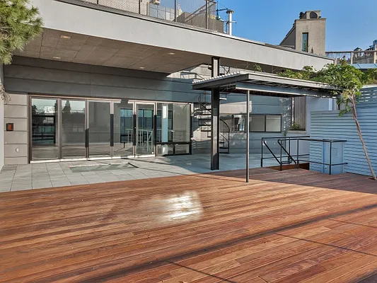 Sold by Sotheby's International Realty | media 5