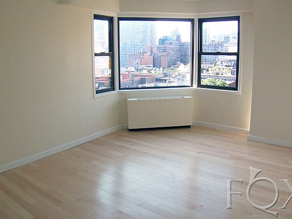 4th image of 201 E 83rd St APT 10D