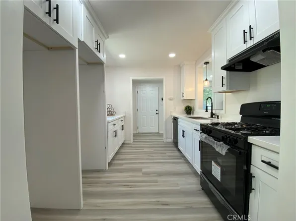 1431 Villa St, Riverside, CA 92507