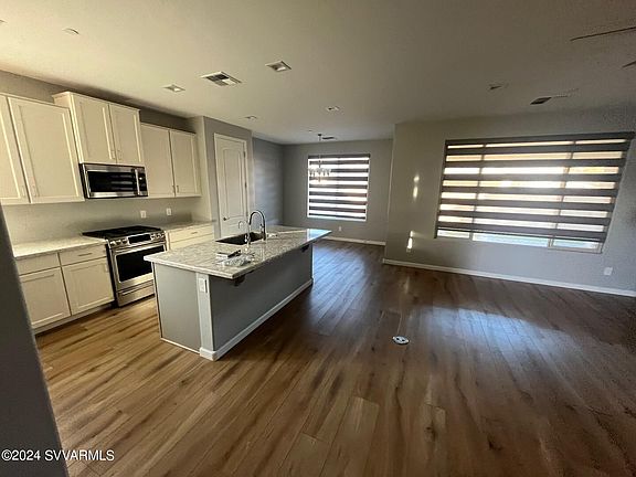 3rd image of 264 Sieber Court