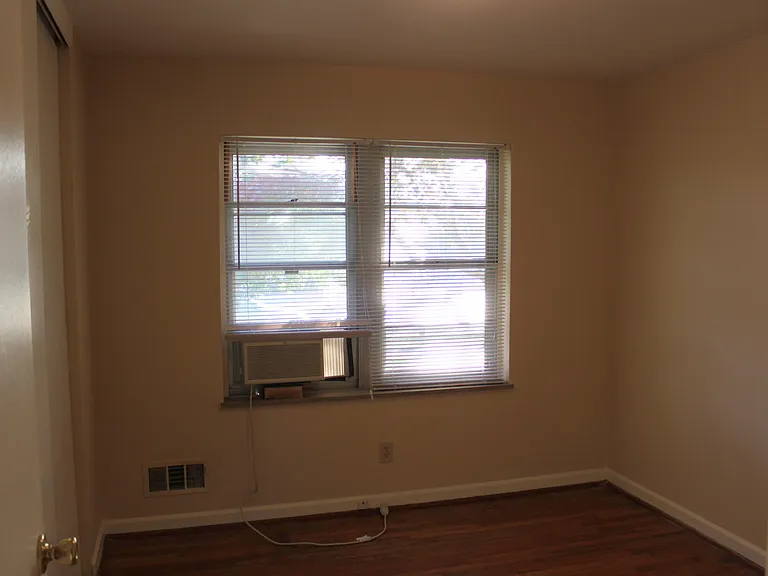 2129 Coburn Blvd — Photo 5