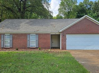201 Bent Oaks Dr, Jackson, TN 38305
