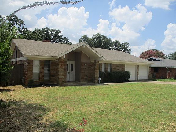 2nd image of 7200 Yolanda Dr