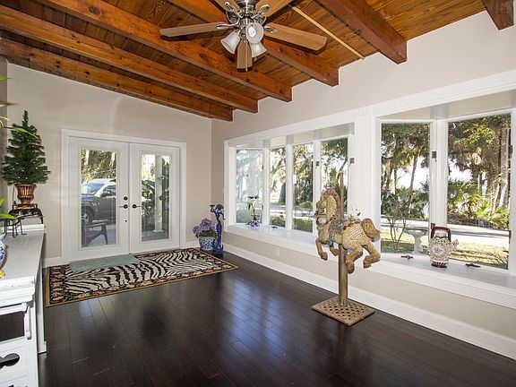 2nd image of 4013 Indian River Dr