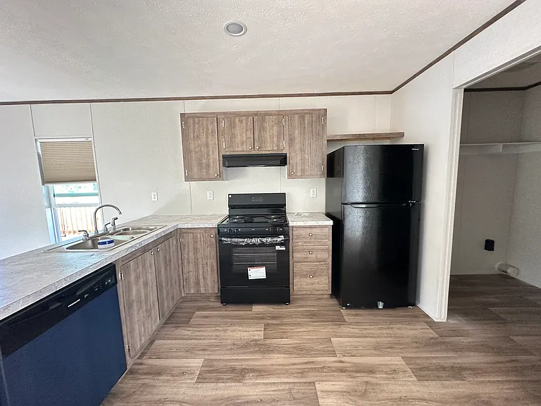 7445 County Road 438 — Photo 7