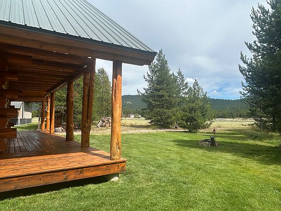 Plush yard and covered deck