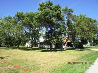 208 8th St NW, Rockford, IA 50468