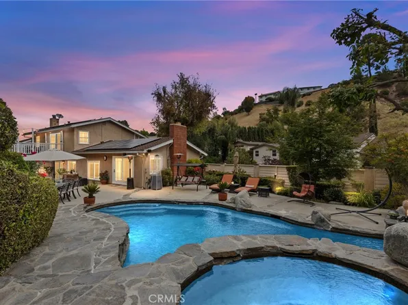 20224 Chapter Dr, Woodland Hills, CA 91364