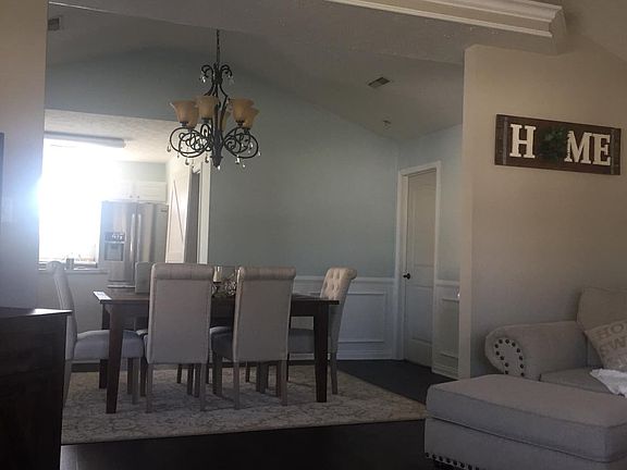 3rd image of 1316 Thompson Dr