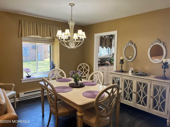 230 Medford Court #D, Manalapan, NJ 07726