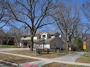1738 Rio Valley Dr, Clive, IA 50325