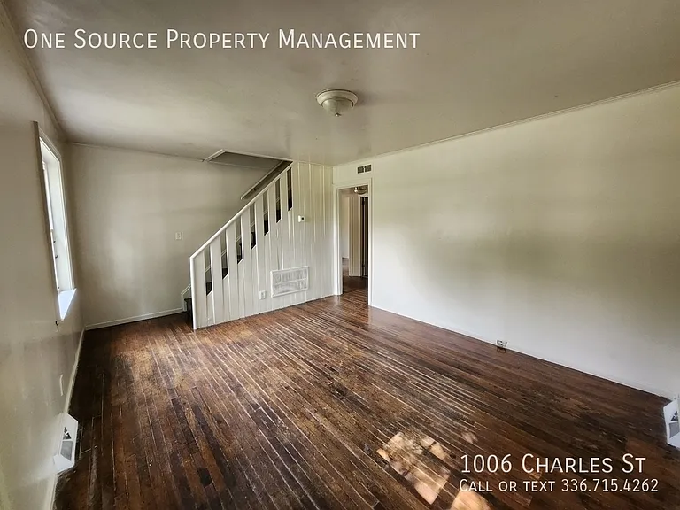 1006 Charles St — Photo 13