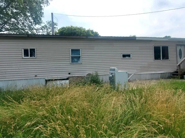 903 State St, Whitten, IA 50269