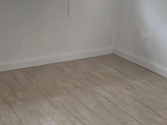 3rd image of 14258 SW 88th Ave