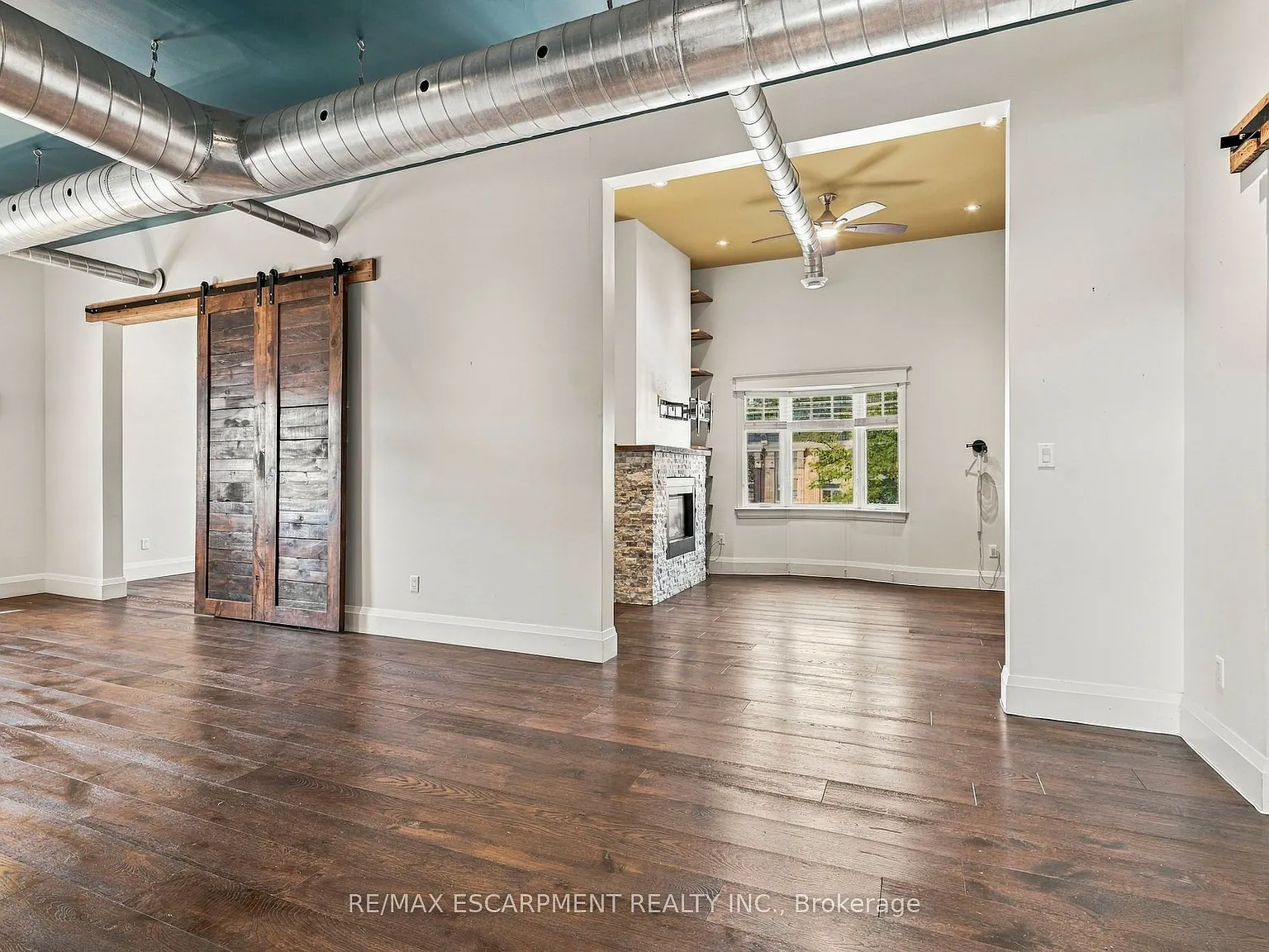 4 bed, $4,000 — Photo 3