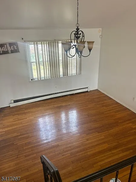 4 bed, 2.5 bath, $3,950 — Photo 2