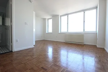 Rented by Dynamik Realty