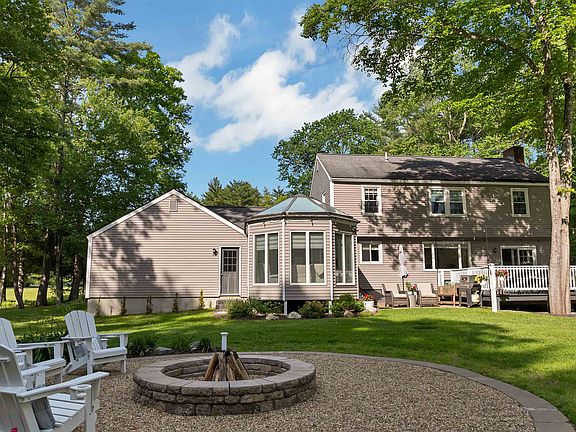 2nd image of 71 Wentworth Drive