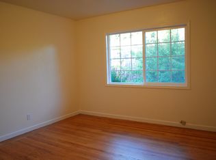 149 Santa Clara Ave #B, Mountain View, CA 94043