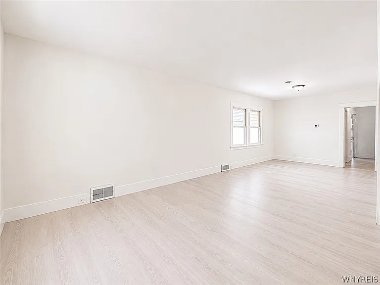 165 Dearborn St #UPPER — Photo 4