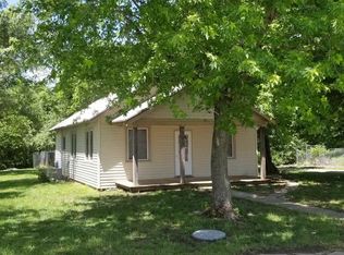 129 S Main St, Burden, KS 67019