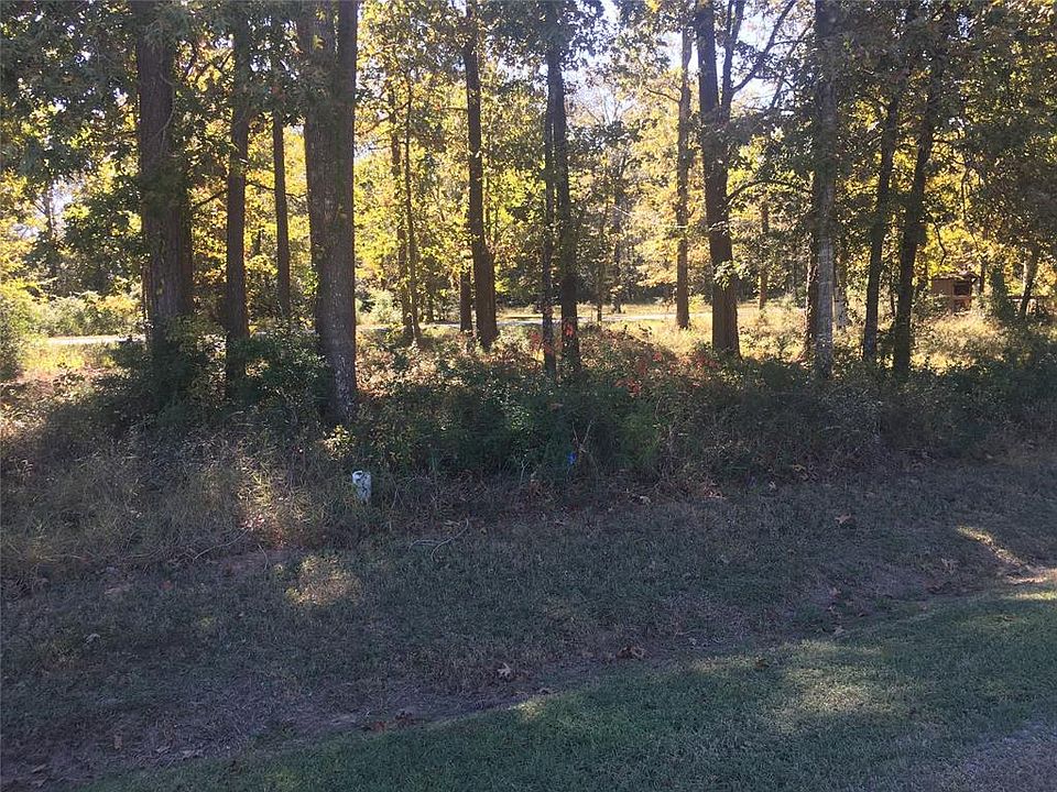1st image of 640 W Woodland Shores Dr