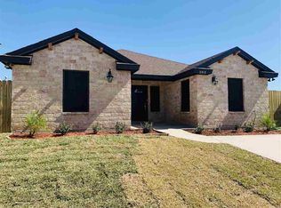 203 Nevers Ct, Laredo, TX 78045