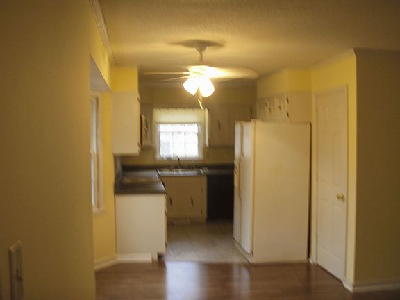 side kitchen