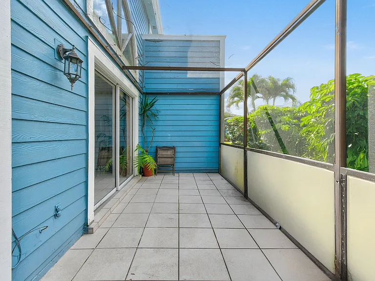 1003 Ocean Dunes Cir — Photo 35