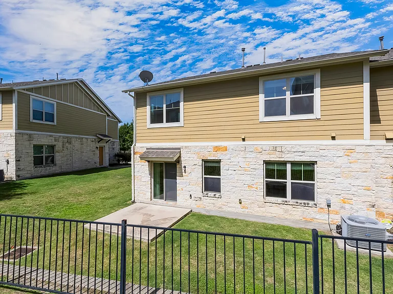 1620 Bryant Dr #904 — Photo 31