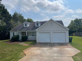 304 Grandview Cir, Powder Springs, GA 30127