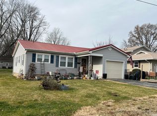 203 Lewis Ave, Lawrenceville, IL 62439