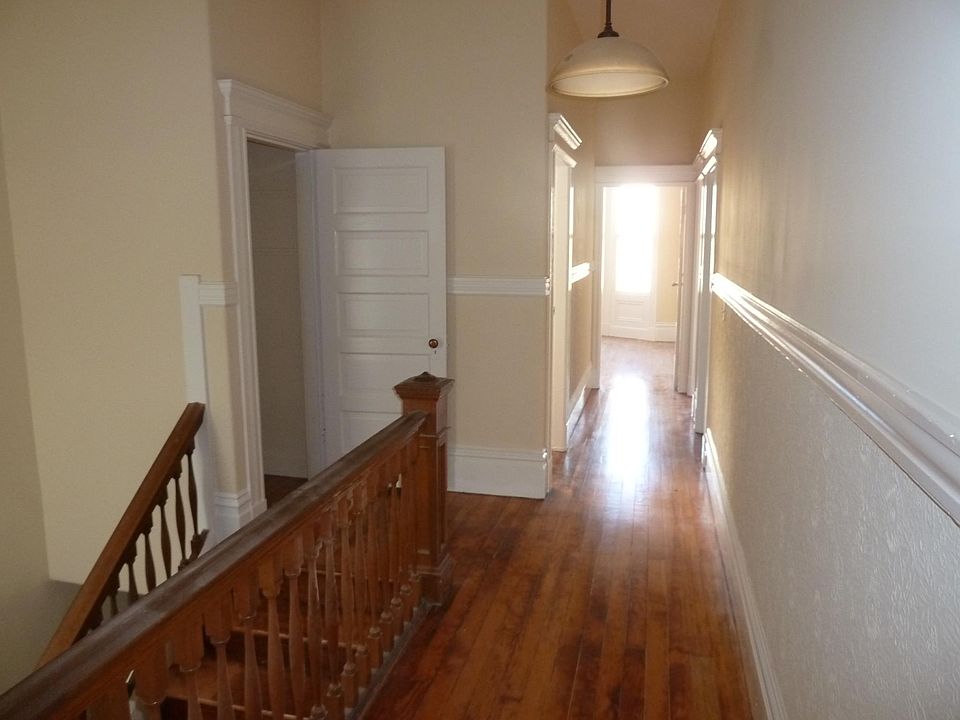 1st image of 1851 Market St