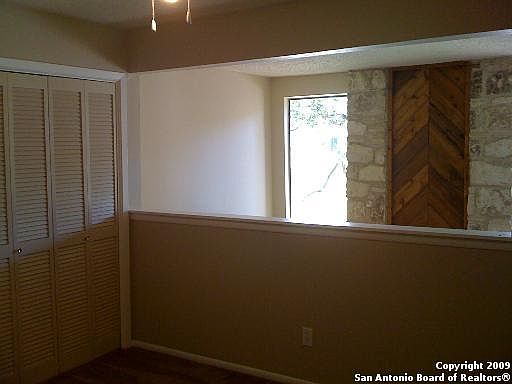 4th image of 3843 Barrington St #136